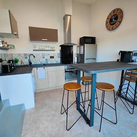 Maison Classe 3 Etoiles Perols Avec Terrasse Et Clim Room photo